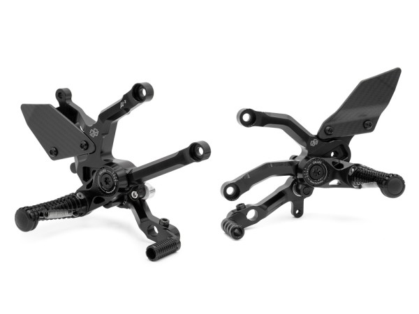 Gilles Fussrastenanlage MUE2-B001 schwarz passend für Ducati Streetfighter V4 / S (Bj.25-)